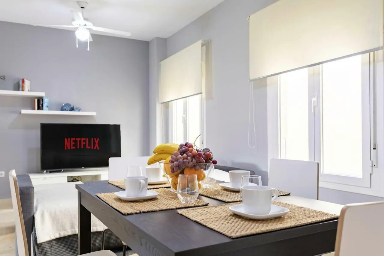 -Malagasunapts- City Centre Sharedterrace location